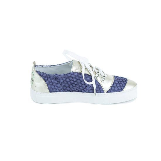 fisu blue sneakers