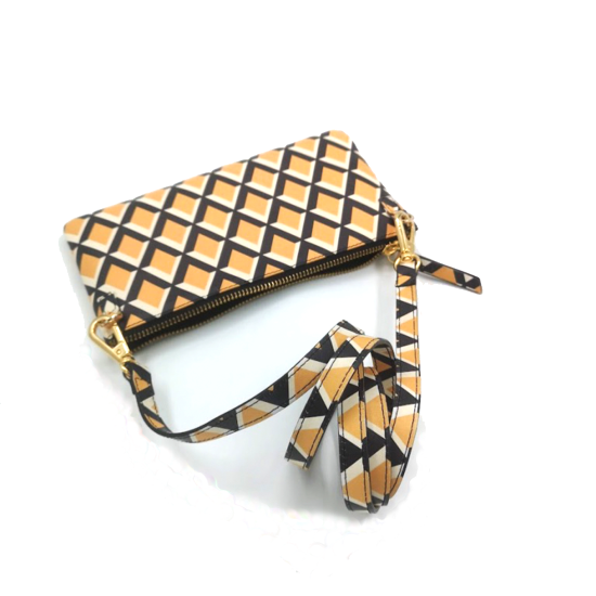 mioona clutch
